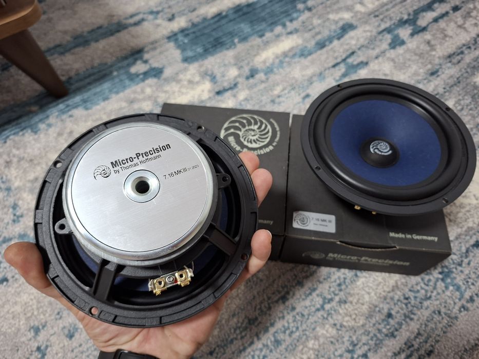 Midbasi Micro precision seria 7