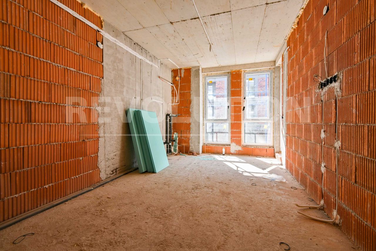 Продава се Двустаен апартамент в София, Малинова долина - 84 кв.м за 1525 €/кв.м - Снимка #5