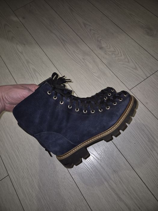 Ghete piele intoarsa nr.35