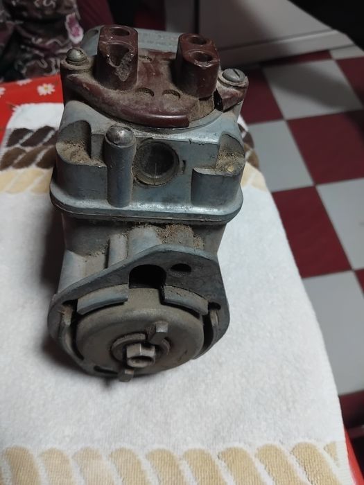 Vând magnetou de epoca