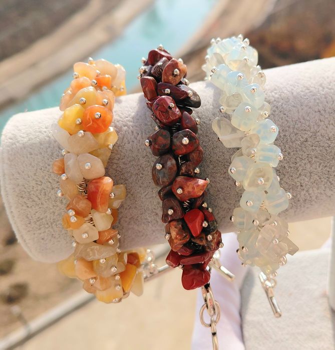 Браслеты из натуральных камней.