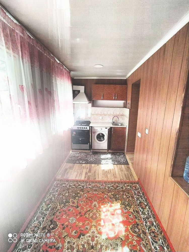 Продается квартира возле метро