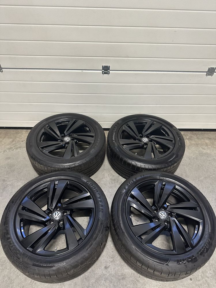 Jante NOI 20 ORIGINALE VW Touareg III Vara 285/45/20 CR R-Line Nevada