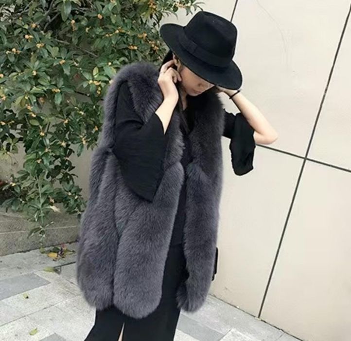 Меховая безрукавка