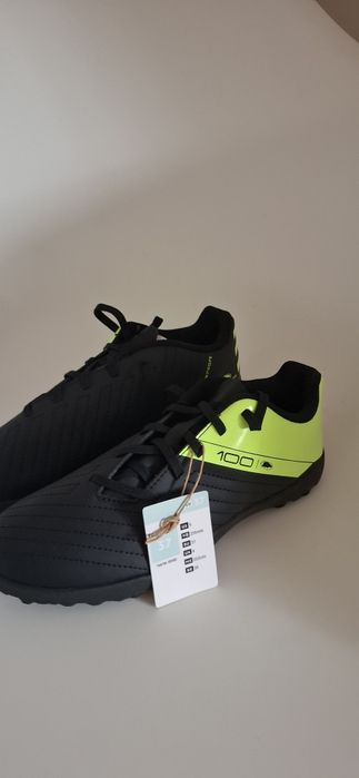 Детски нови стоножки, Размер 37, Футболни обувки, KIPSTA