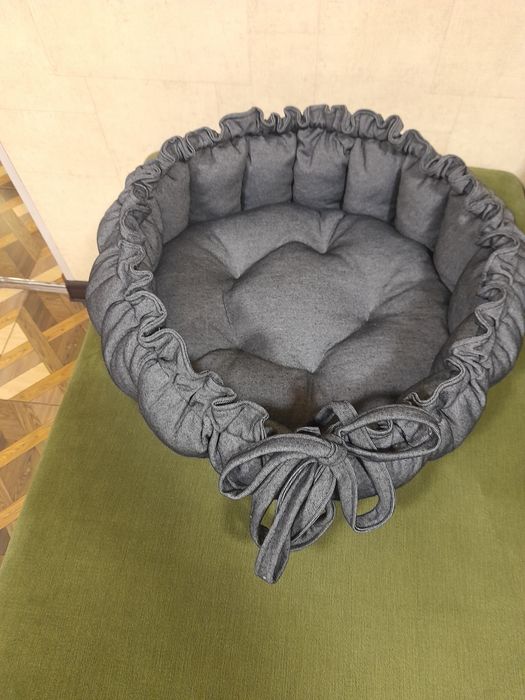 Лежанка для кошек и собак