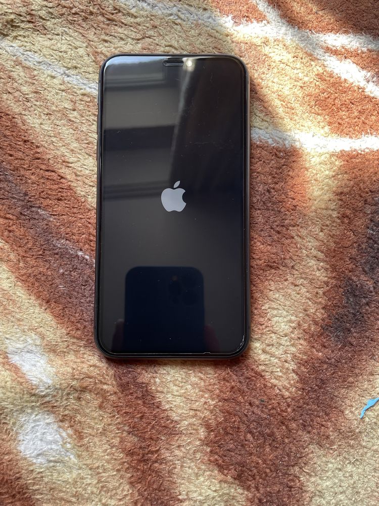 iPhone 11 85% с коробкой