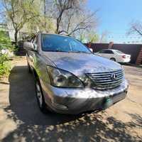 Продам автомобиль Lexus RX330