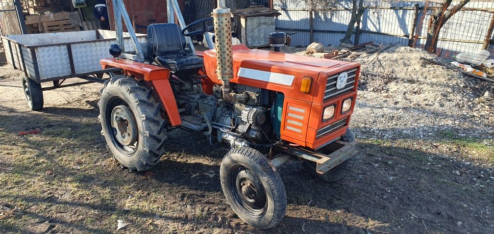 Tractor YTO DFH 180