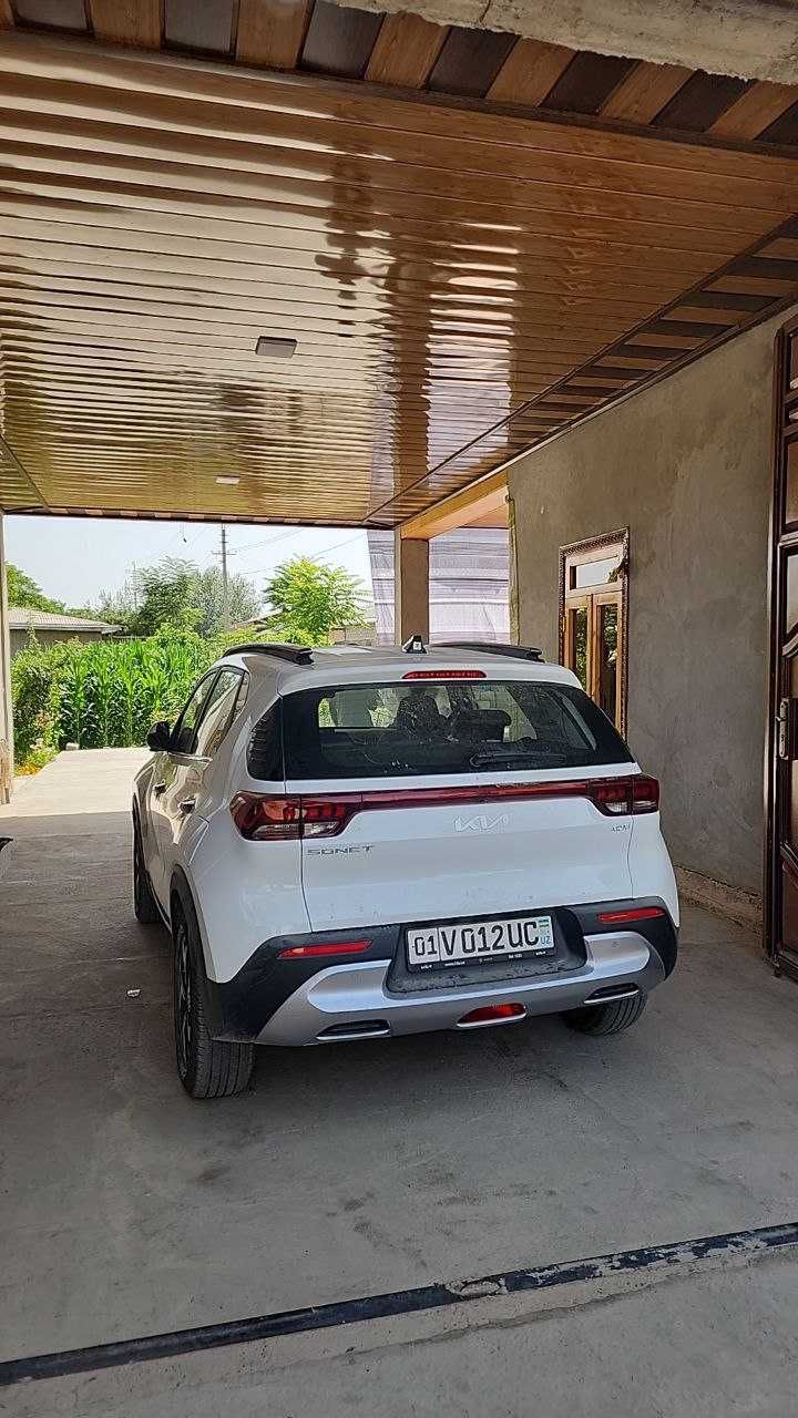 KIA SONET срочно