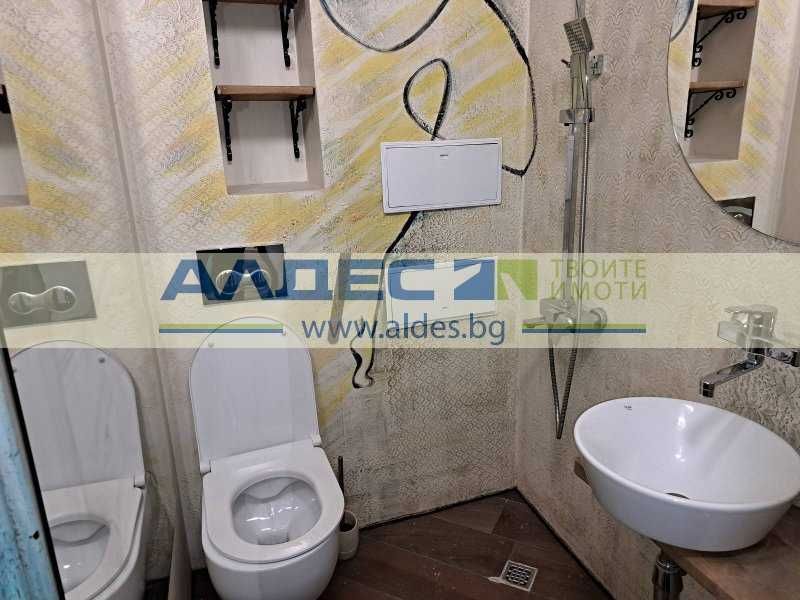 Дава се под наем Тристаен апартамент в София, Център - 100 кв.м за 867 € - Снимка #10
