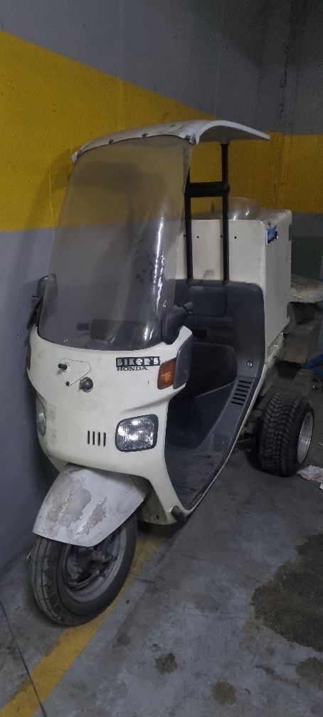 Мопед honda gyro