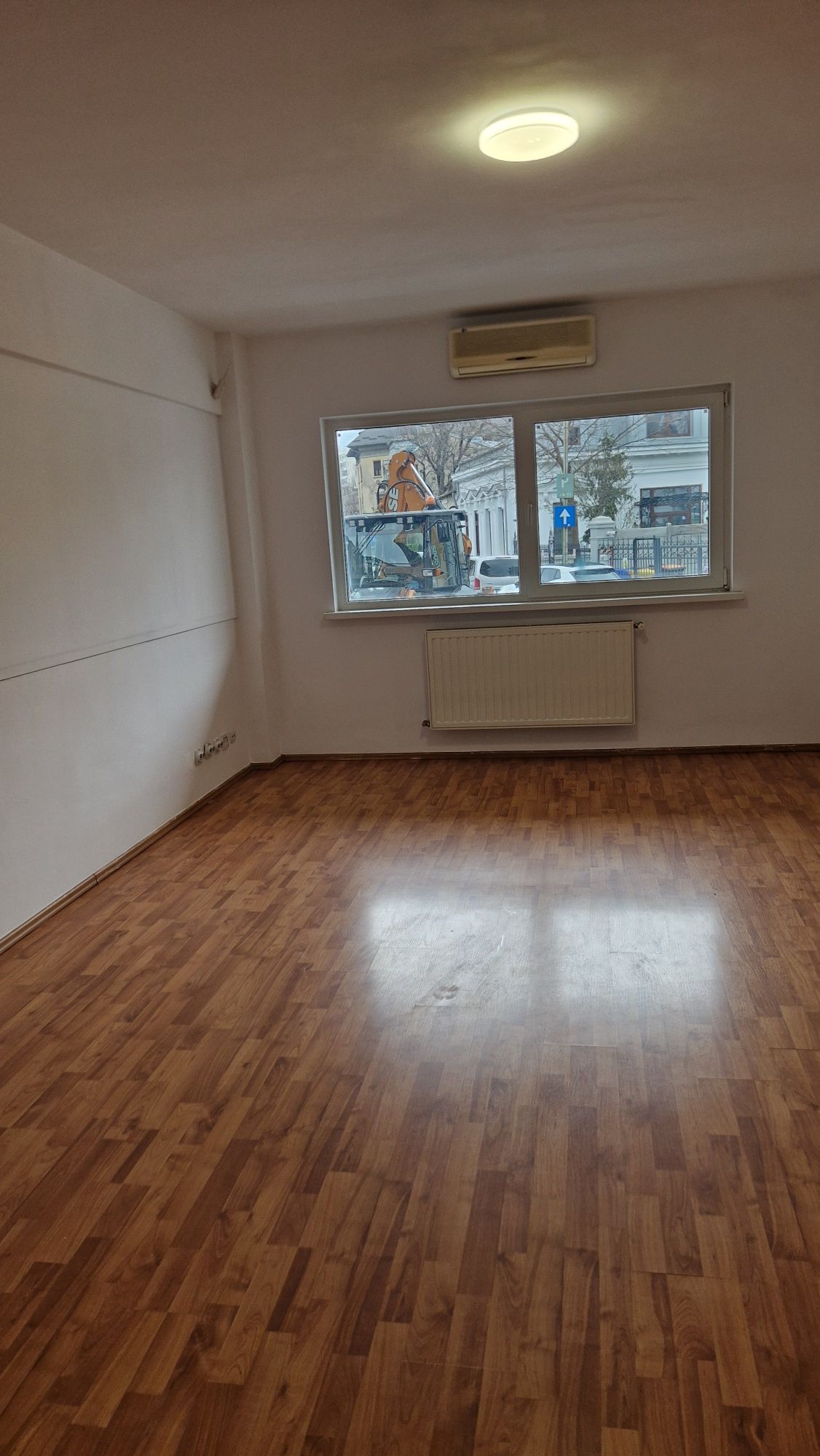 Apartament   150 mp.  Centru