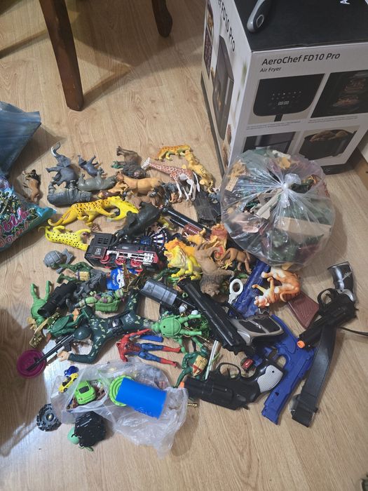 Продам пакет игрушек