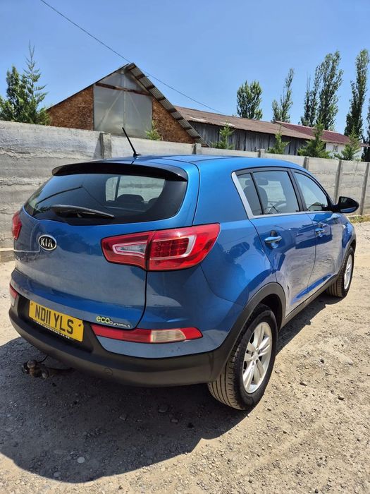 Dezmembram Kia Sportage 1.7 crdi 2012 Capota fata/Bara /Trager /Faruri