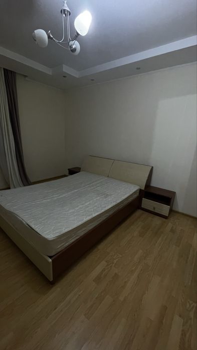 Кровать, шкаф для одежды