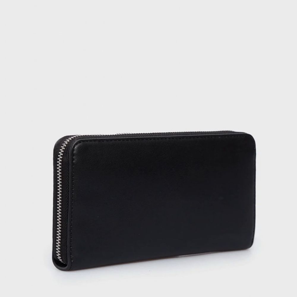 Оригинално дамско клъч портмоне Calvin Klein K60K611089
