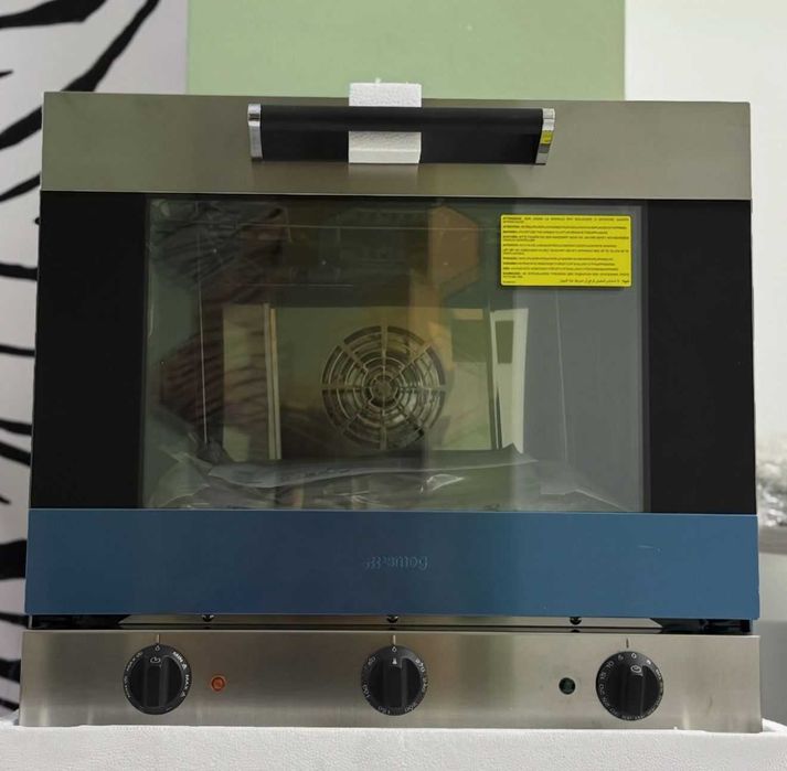 Новая конвекционная печь SMEG ALFA 43XMFDS с витрины