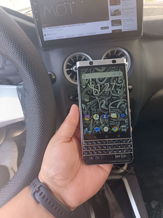 Blackberry keyOne