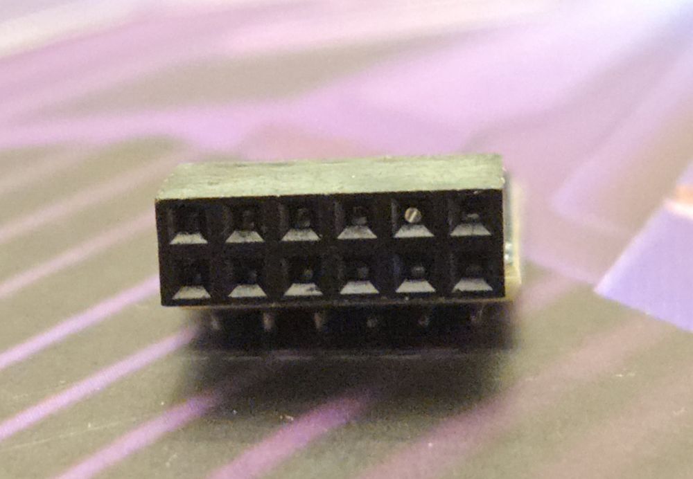 Modul TPM dedicat, pentru placi de baza Gigabyte