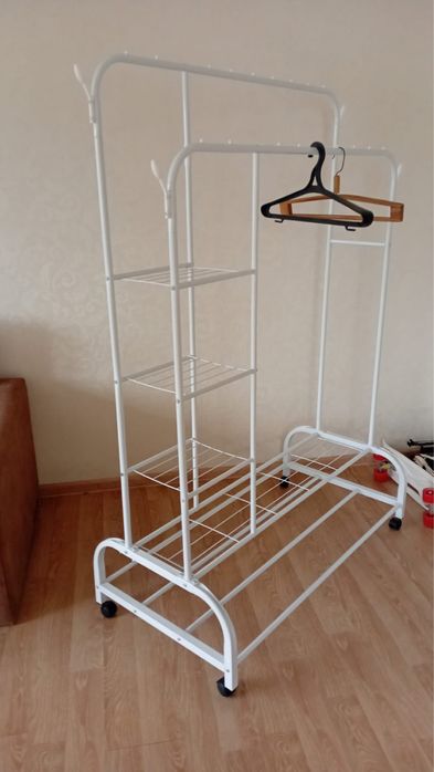 Вешалка напольная