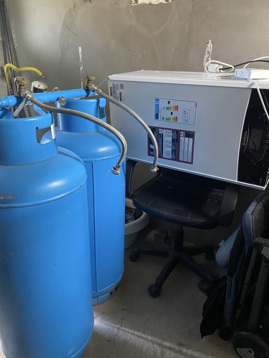 Centrala Ariston genus one 24kw +centralina si 2 butelii de 80+80 litr