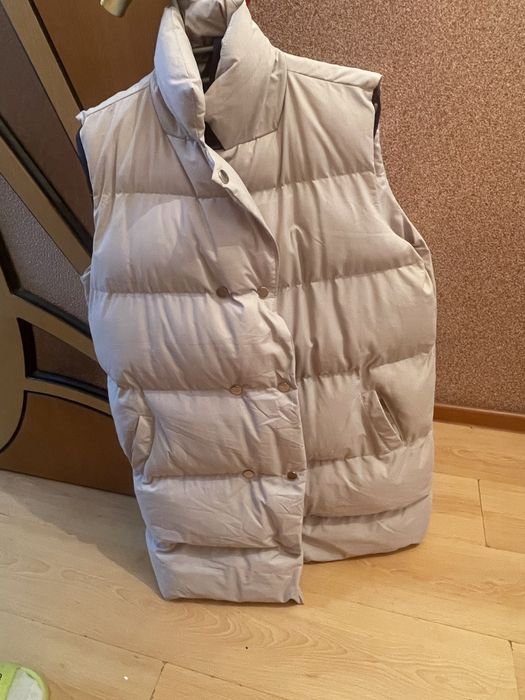 Без рукавка до колен очень теплый