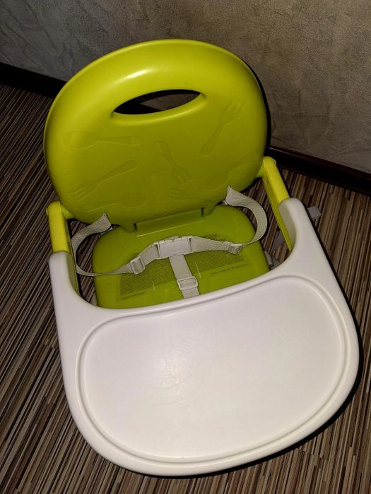 Scaun masă/înălțător Chicco pliabil.