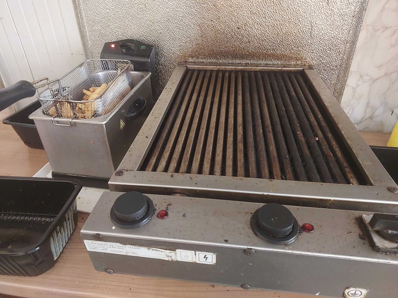 Продава се Заведение в Варна, Кайсиева градина - 20 кв.м за 128 €/кв.м - Снимка #6