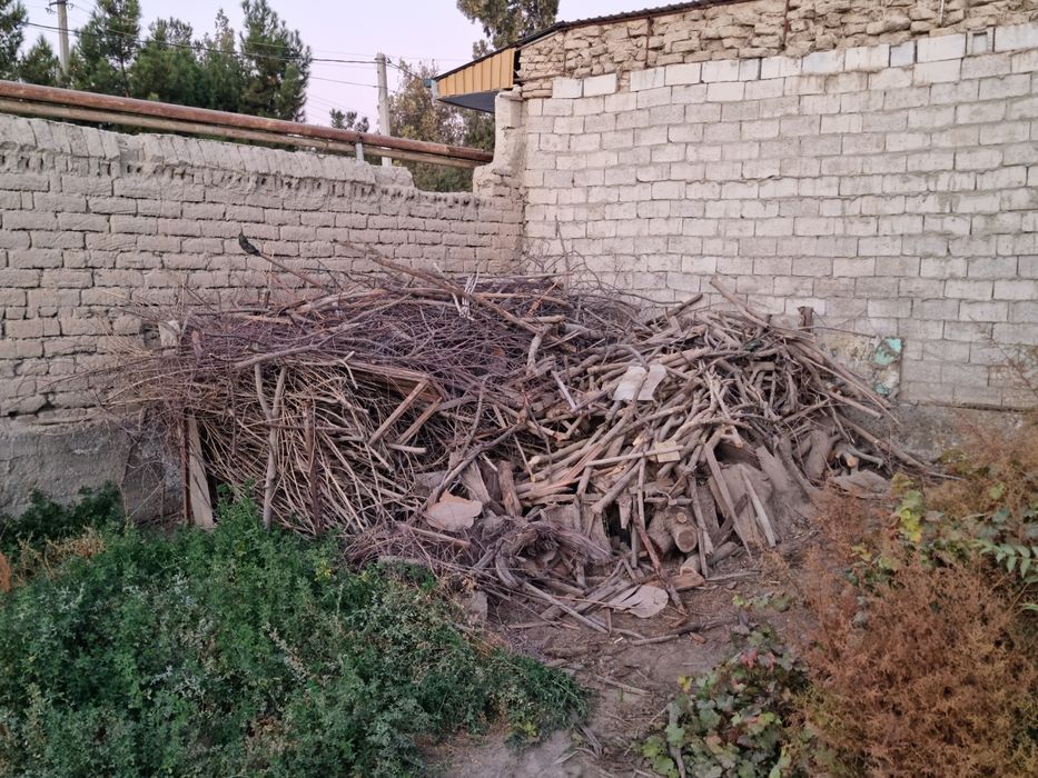 Сотилади Тахталар Харвасталик Чёрный Потолок ва Утин