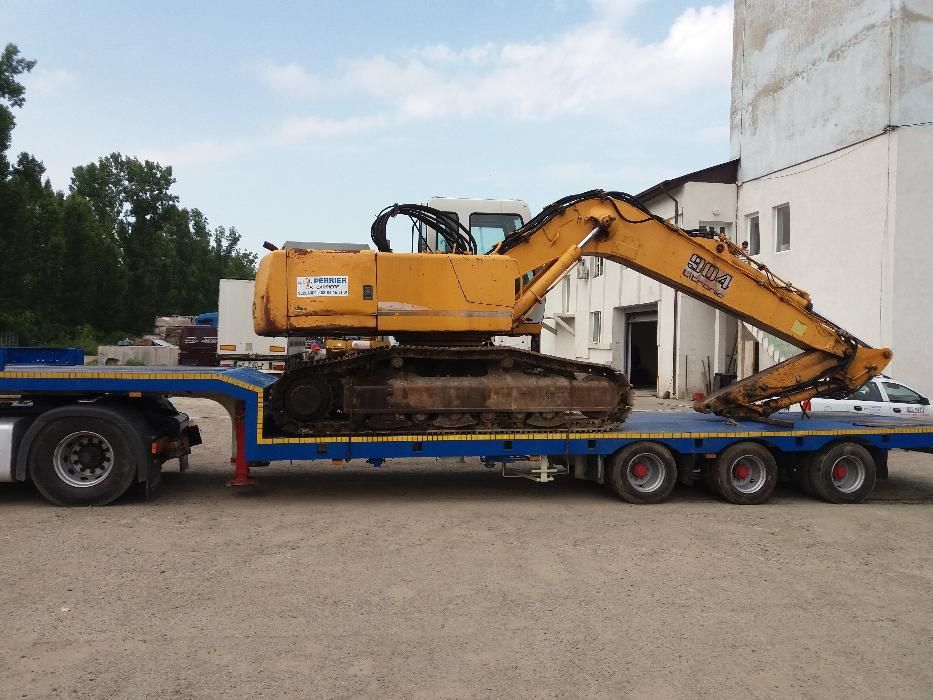 Excavator Liebherr 904 Litronic pentru dezmembrare