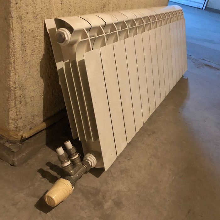 Радиатор алуминий 15 глидера H350 с термоглава