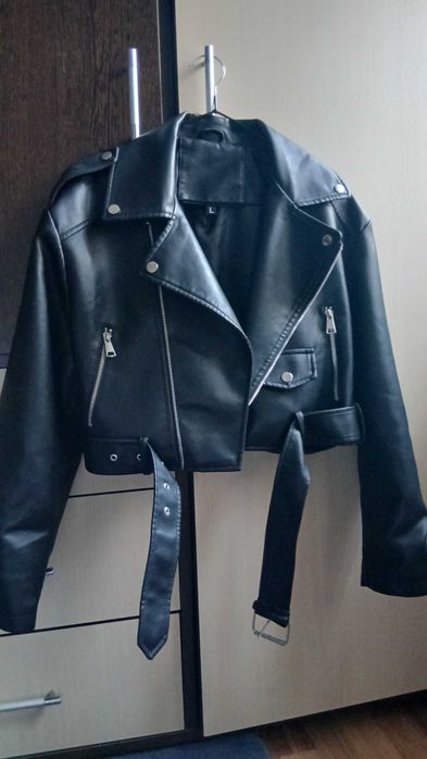 Geacă damă din piele artificială —stil biker