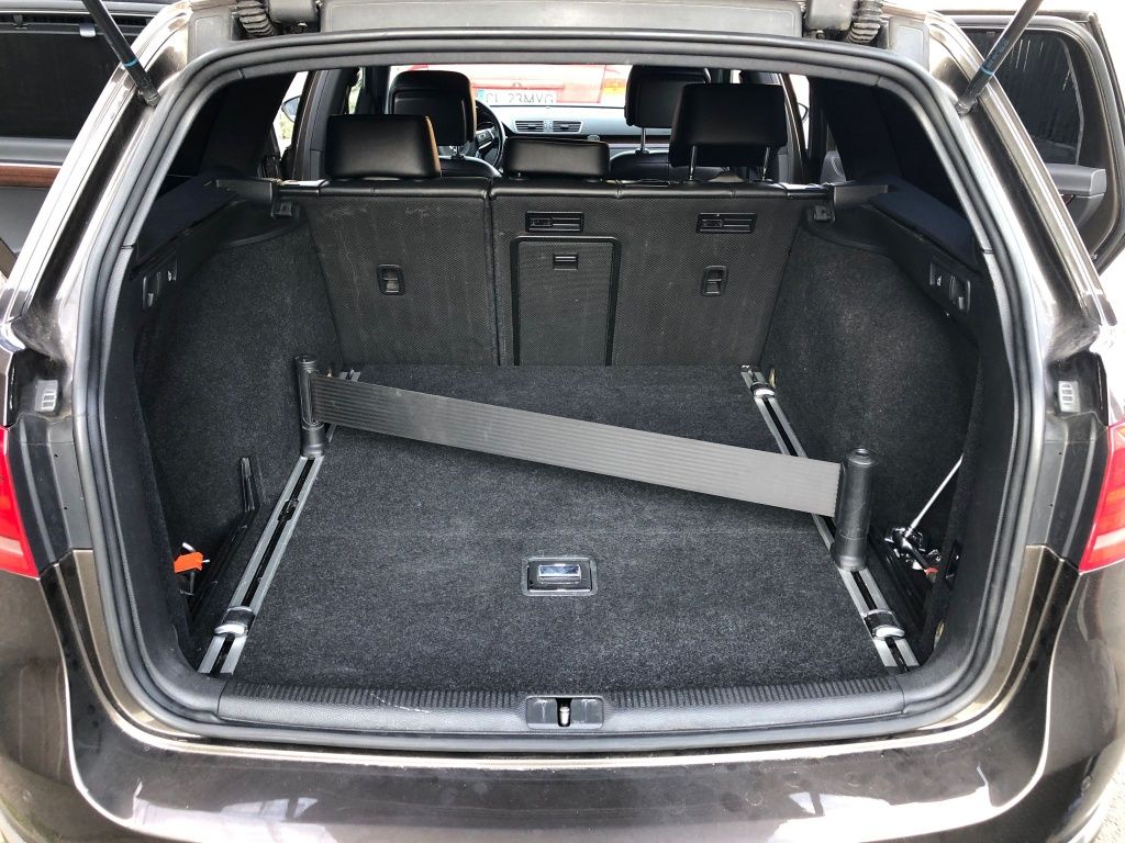 Sistem organizator portbagaj cu sine pentru VW Passat B6, B7 break