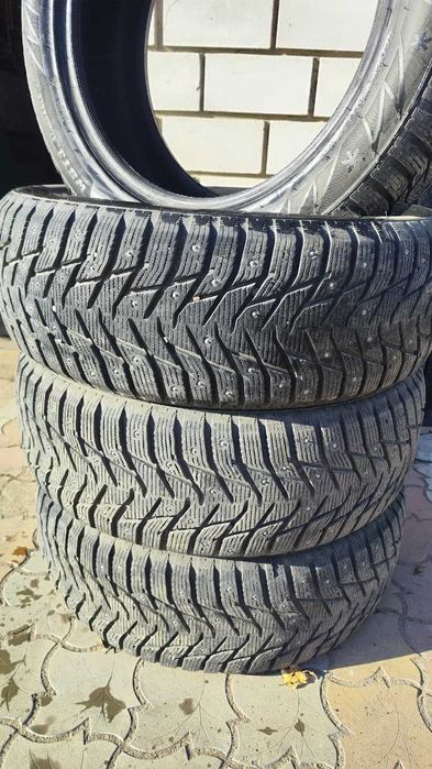 Шины зимние шипованные Sailun Ice Blazer WST3 235/55/19 б/у 1 сезон