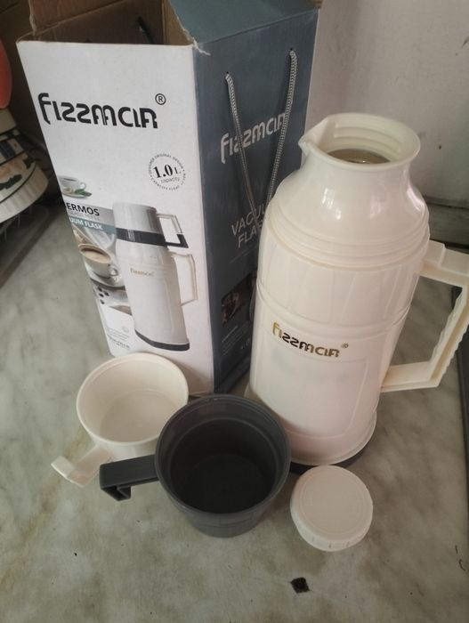 Термос с 2-мя кружками 1литр