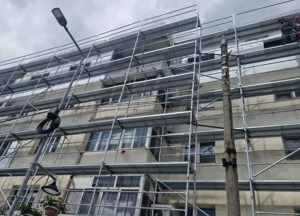 Schelă zincată 75 cm — versiuni profesionale