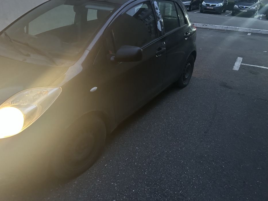 Toyota yaris 2008 1.3 benzina