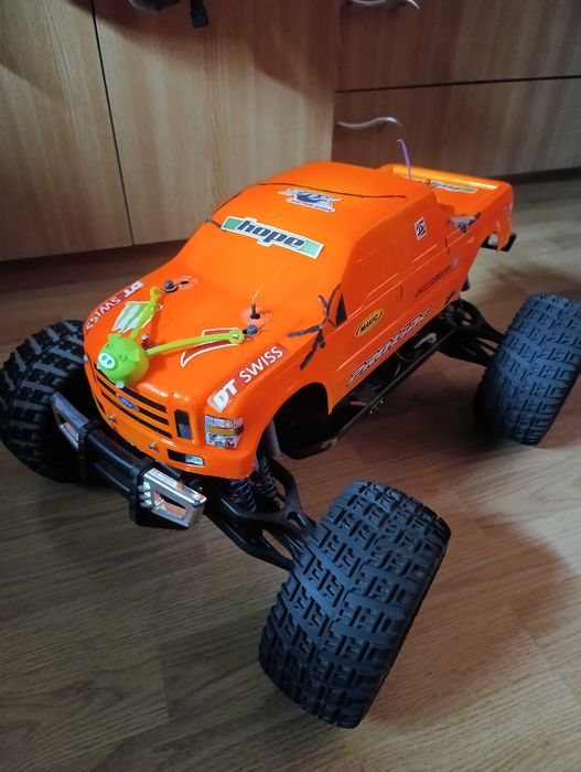 Automodel Thunder Tiger