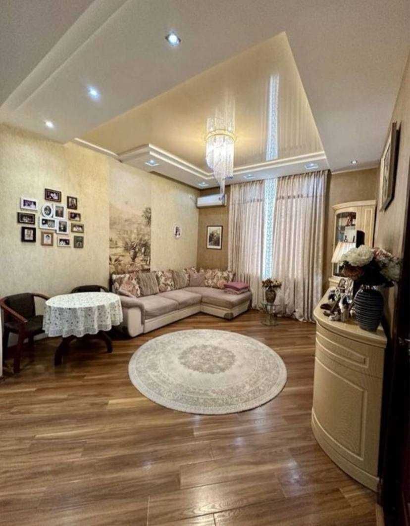Срочно Продаю 3/4/5 Шота Руставели Высокопотолочка Аския