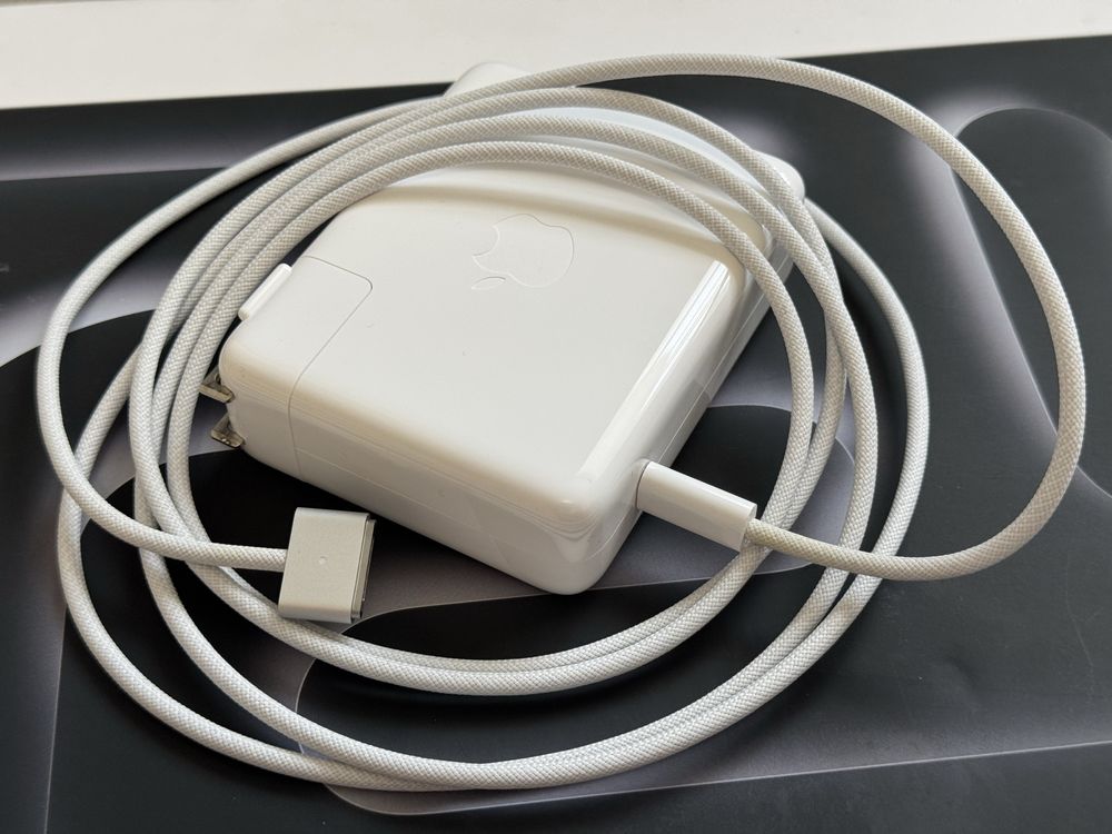 MacBook Pro 16.2/M3 Max/16C CPU/40C GPU/48GB/1TB