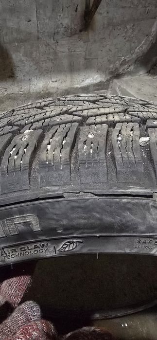 Продам шины Nokian
