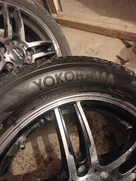 Диски с зимними Шинами 4 шт. Диски литые с Шынами YOKOHAMA 205/55/16