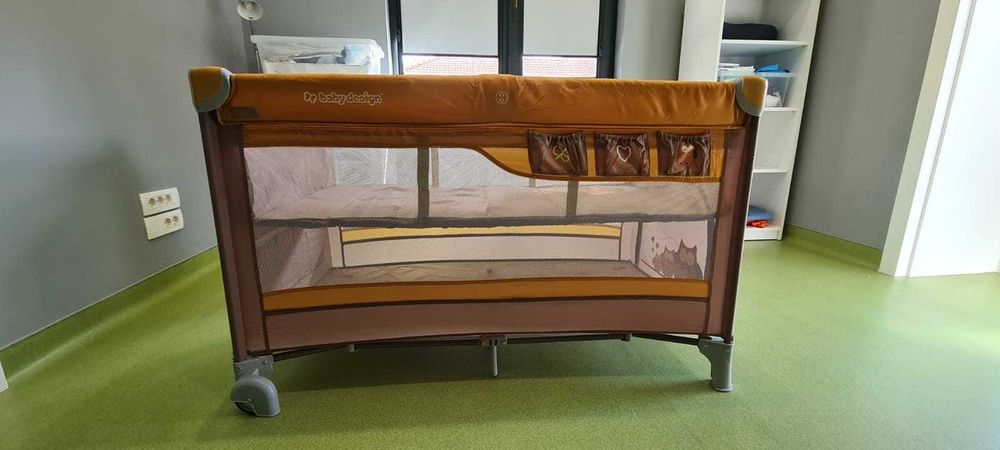 Patut pliabil copil, extrem de putin folosit