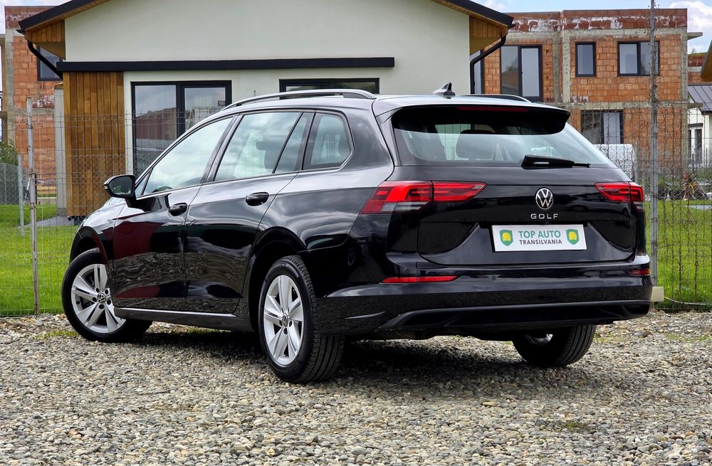 Volkswagen Golf VIII //Rate//