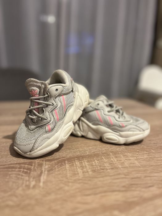 Adidas Ozweego 23