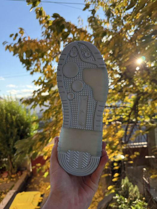 Off White Out Off Office, marimea 37, 38, 39, 43, citeste descrierea