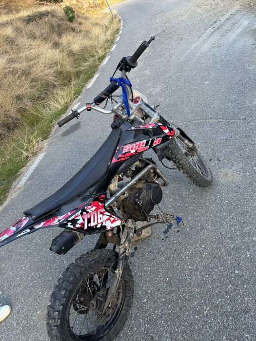 Vând motocross 125cc
