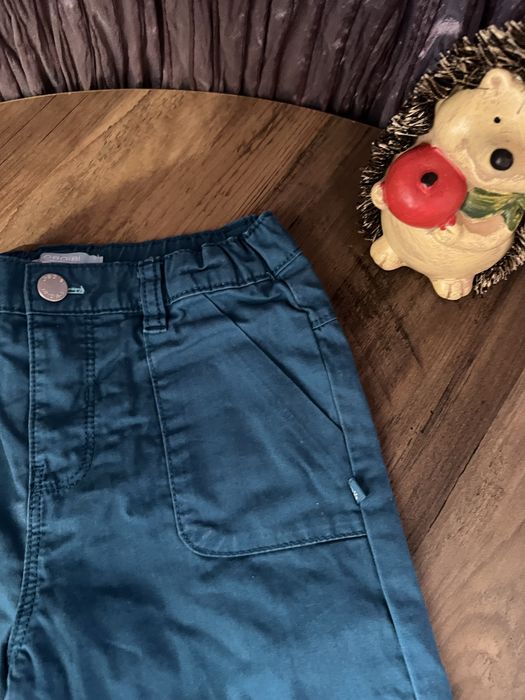 2броя подплатени панталони Okaidi - размер 2-3 години