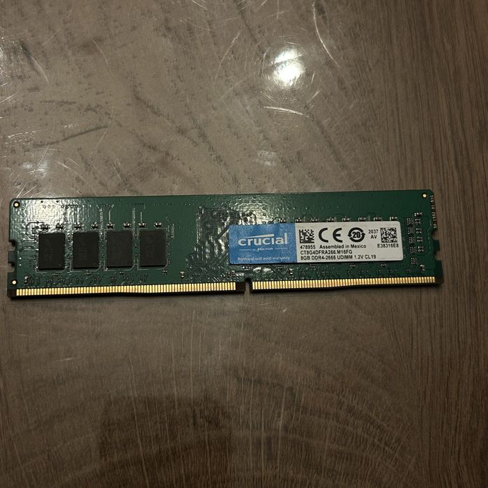 Оперативная память Crucial